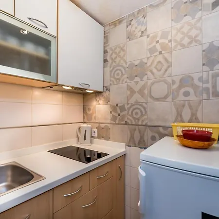 And With Parking Space Baska, Krk - 19424 Vendégház 3*