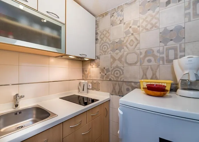 And With Parking Space Baska, Krk - 19424 Penzion 3*
